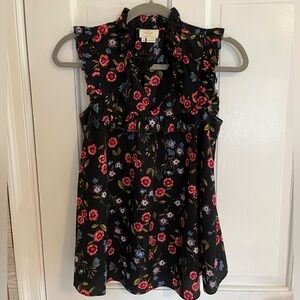 Women’s blouse with flower detail